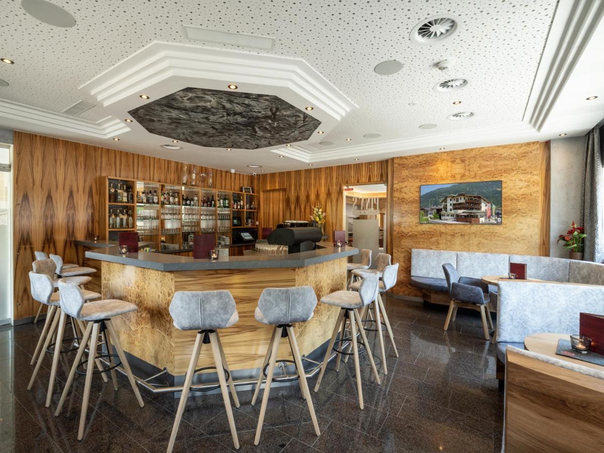 Hotel Alpina Ried im Zillertal Zewnętrze zdjęcie