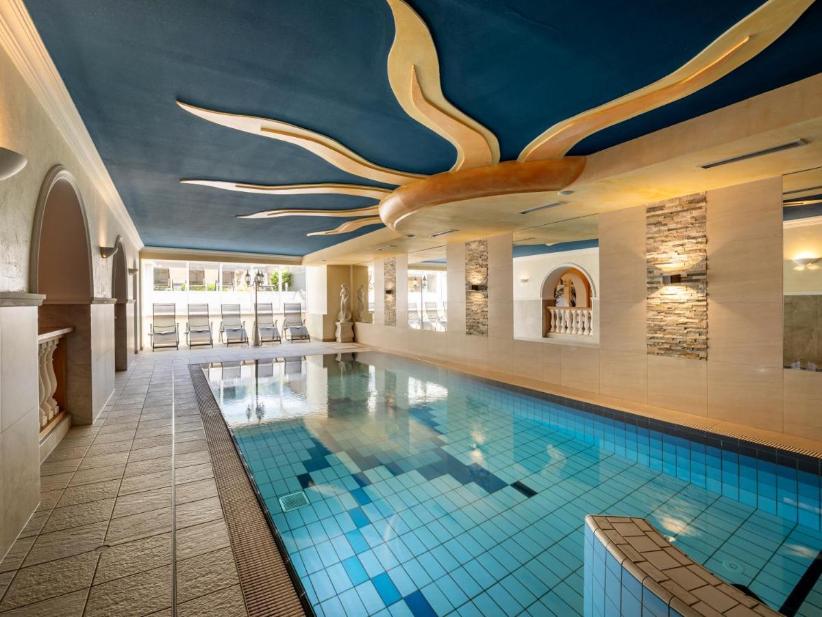 Hotel Alpina Ried im Zillertal Zewnętrze zdjęcie
