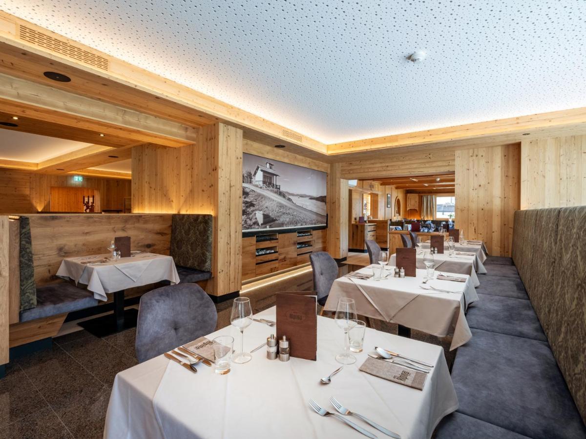 Hotel Alpina Ried im Zillertal Zewnętrze zdjęcie