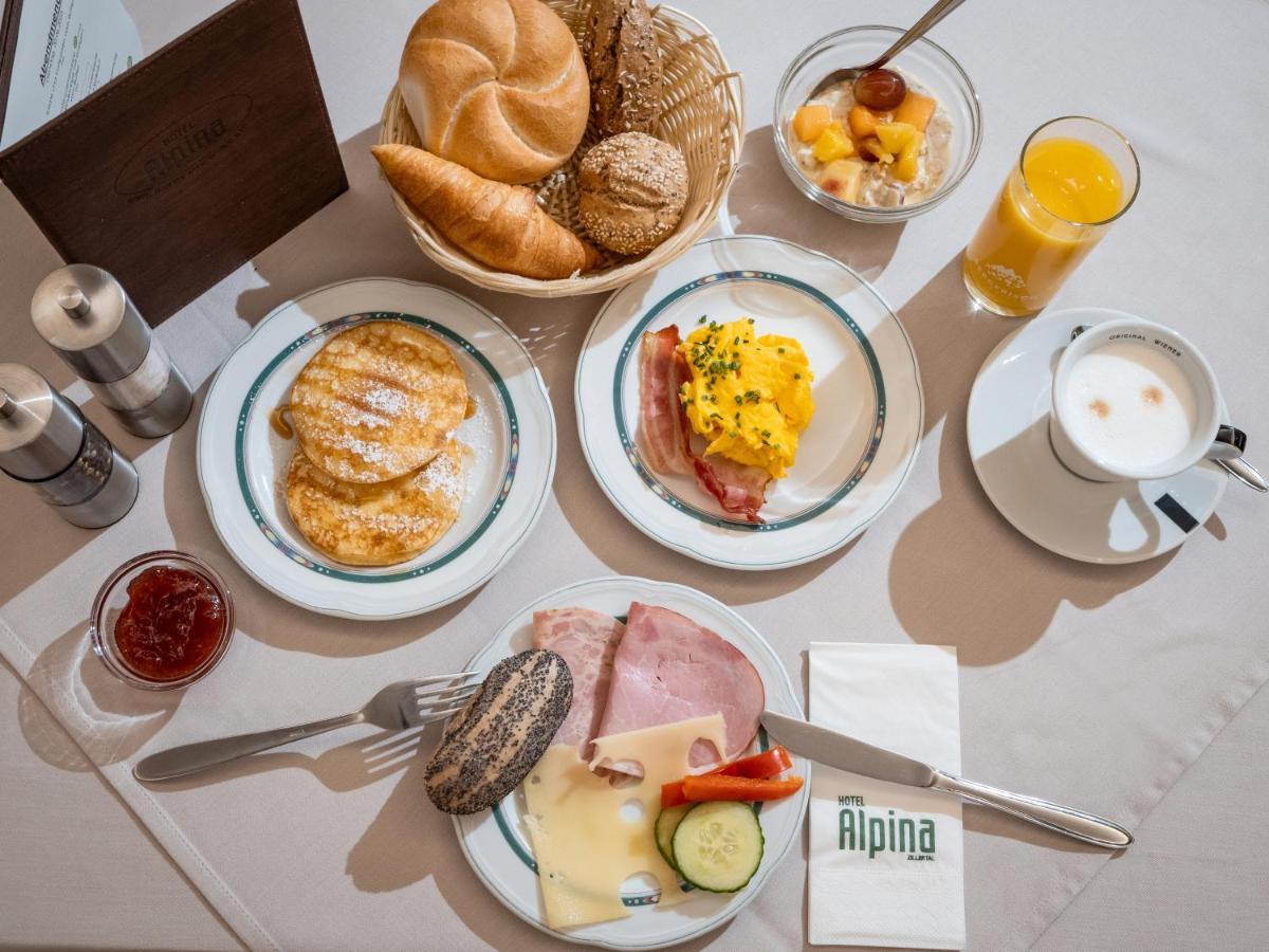 Hotel Alpina Ried im Zillertal Zewnętrze zdjęcie