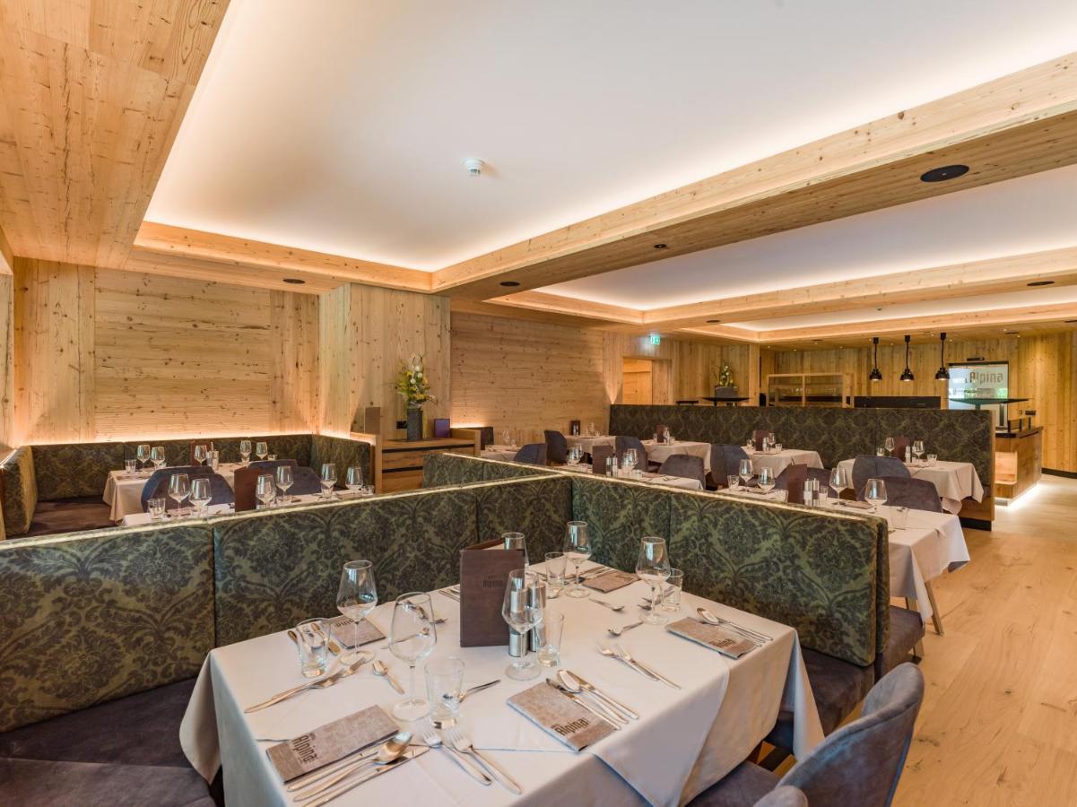 Hotel Alpina Ried im Zillertal Zewnętrze zdjęcie