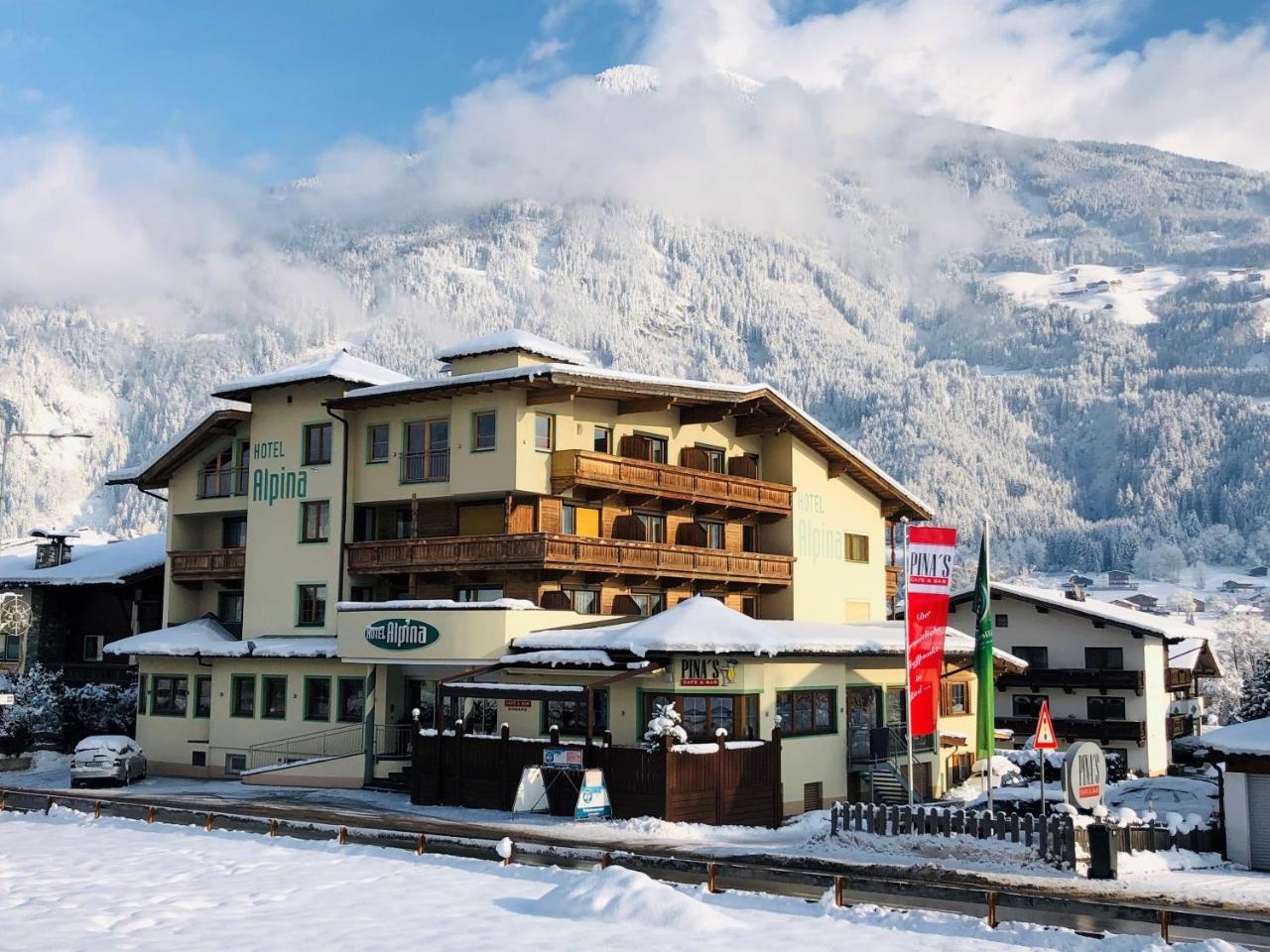 Hotel Alpina Ried im Zillertal Zewnętrze zdjęcie